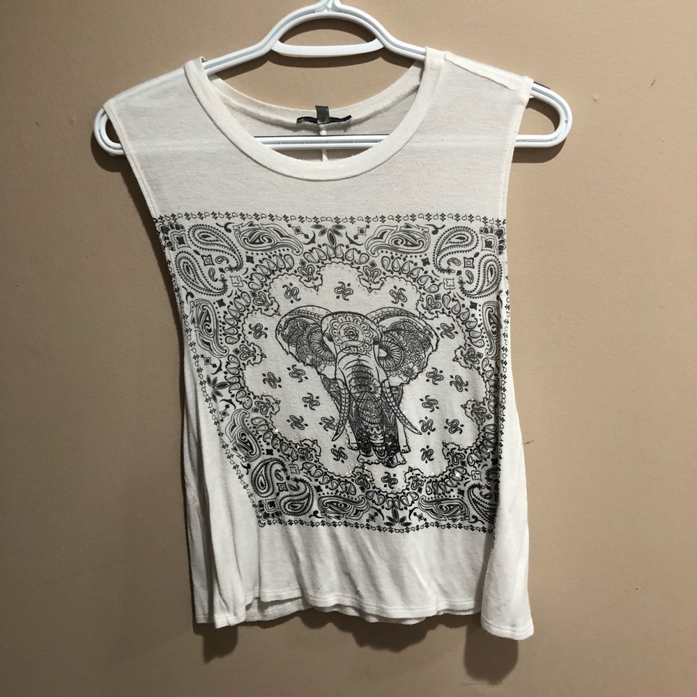 Women’s Graphic Crop Top